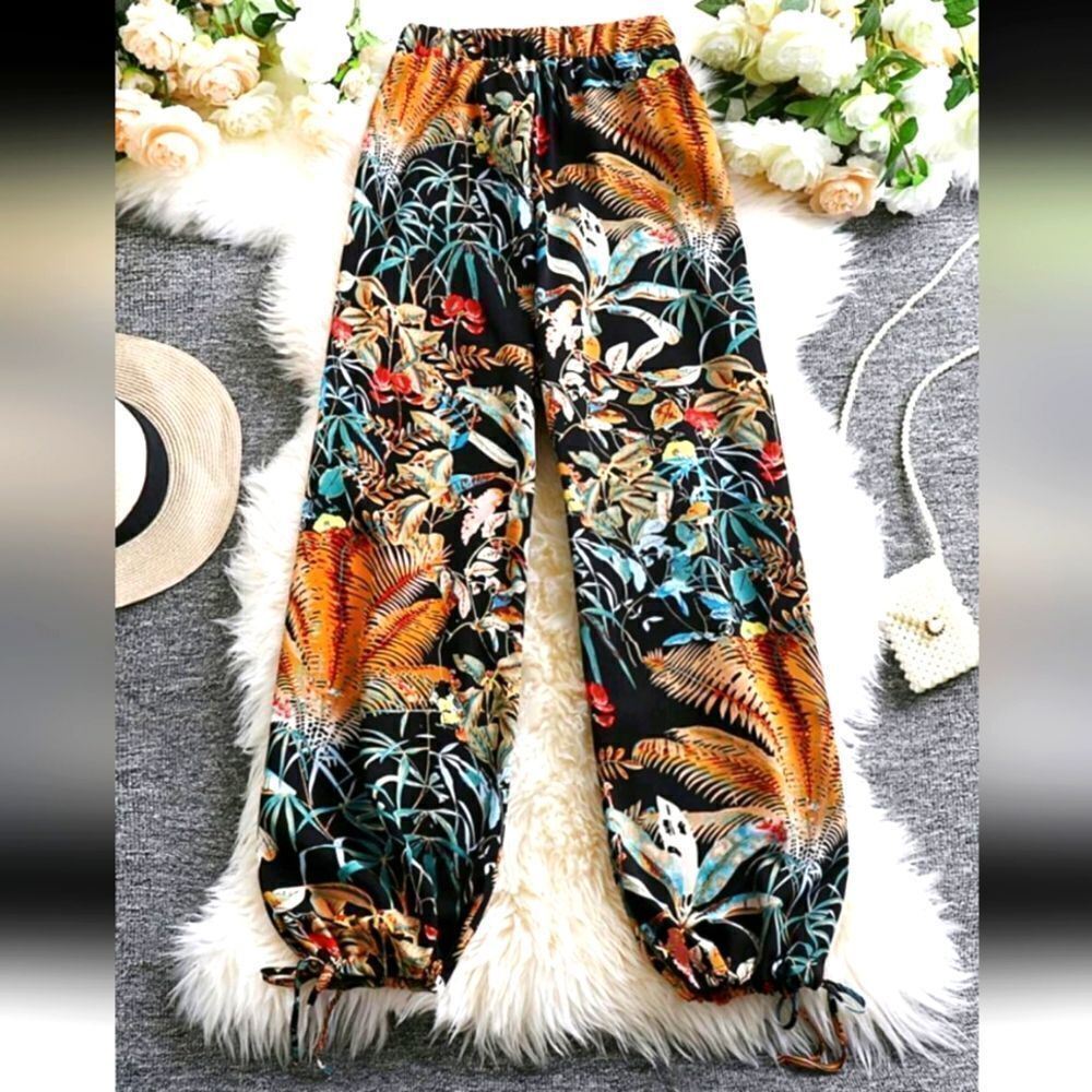 Tropical Print Wide-Leg Pants